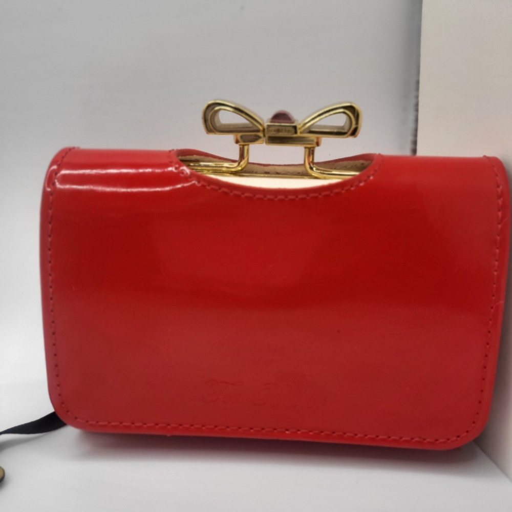 Ted Baker Elegant Red Bow Clutch Wallet Purse - Picture 3 of 12